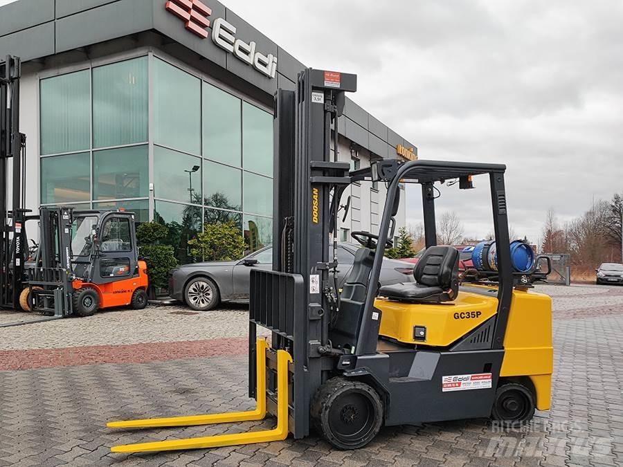 Doosan GC35P-3 Šakiniai krautuvai - Kita