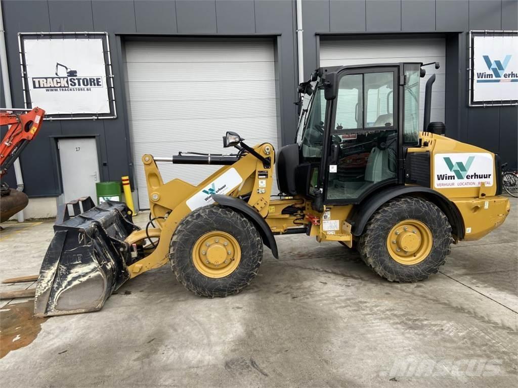 CAT 906M (7164) Daugiafunkciniai pakrovėjai