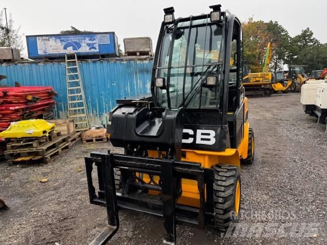 JCB T 35 Teleskopiniai krautuvai