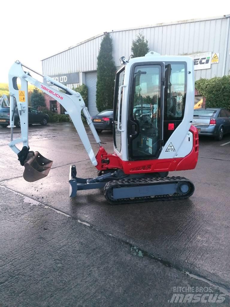 Takeuchi TB216 Mini ekskavatoriai < 7 t
