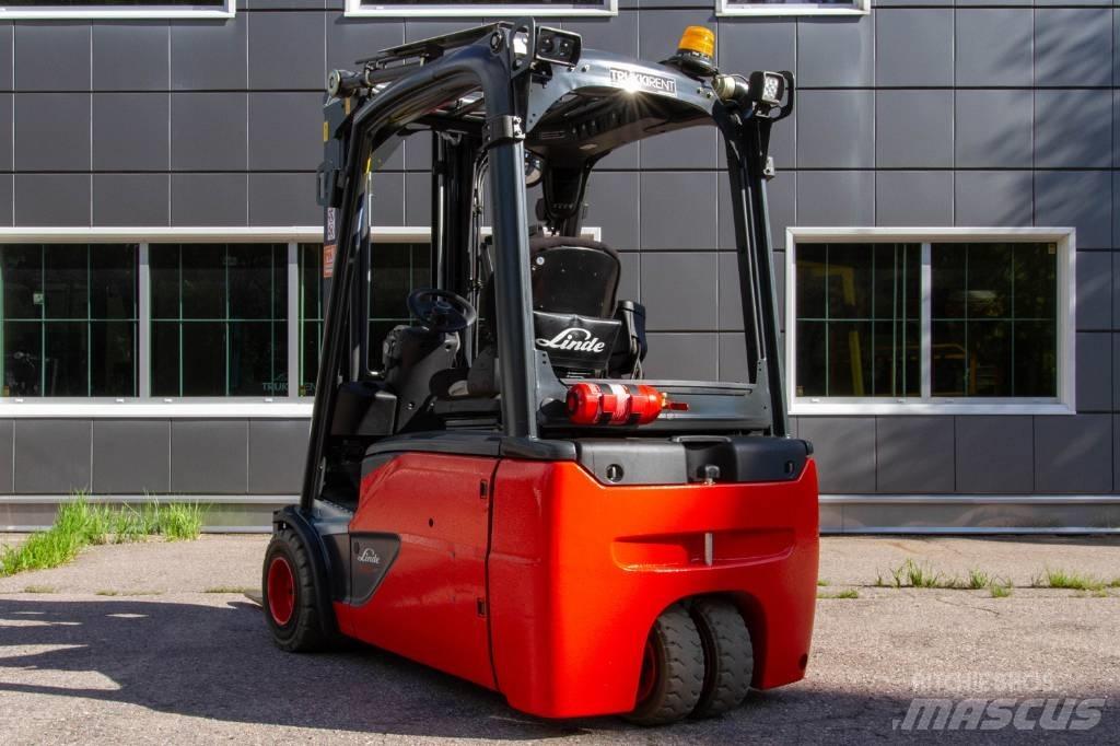Linde E20L-02 Elektriniai šakiniai krautuvai