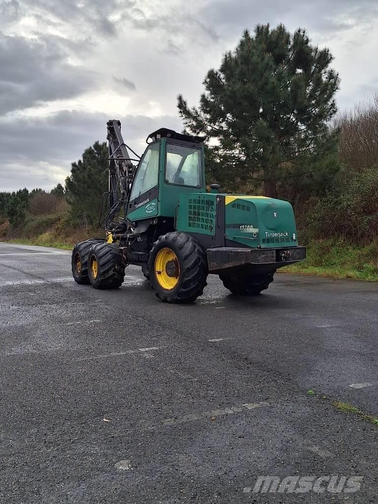 Timberjack 1270D Miško technika (Harvesteriai)
