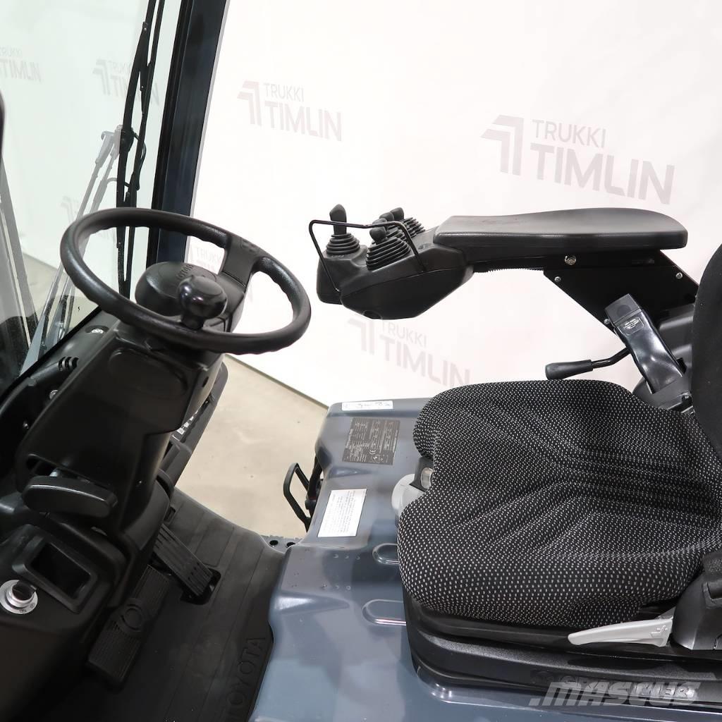 Toyota 8FBM20T Elektriniai šakiniai krautuvai