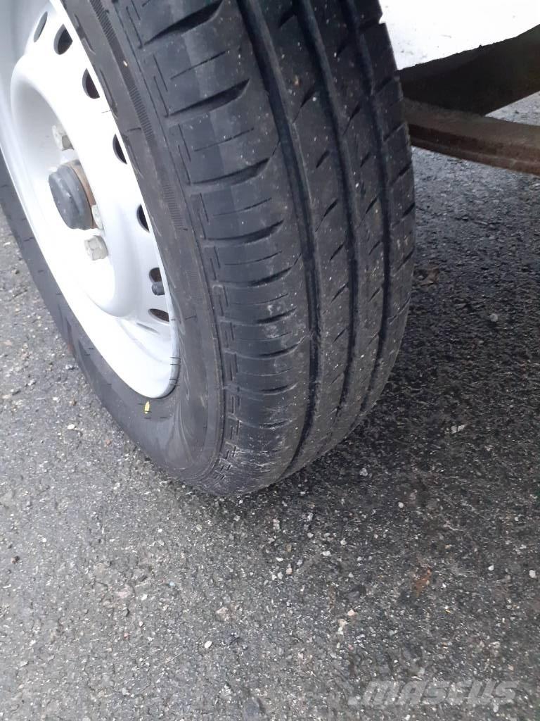 Muuli 1500L Lengvos priekabos