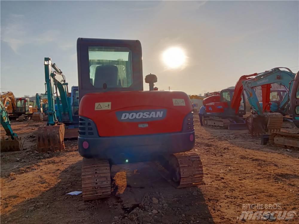 Doosan DH 60-7 Mini ekskavatoriai < 7 t