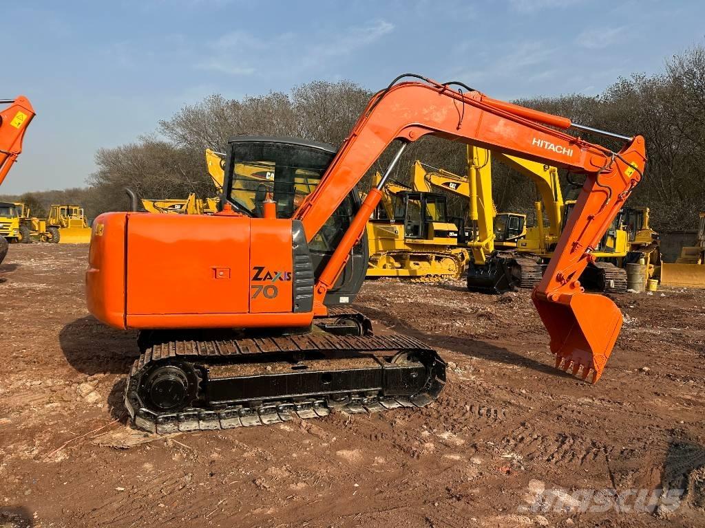 Hitachi ZX 70 Vidutinės galios ekskavatoriai 7-12 t