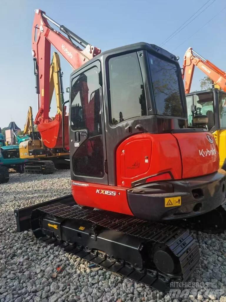 Kubota 165 Vikšriniai ekskavatoriai