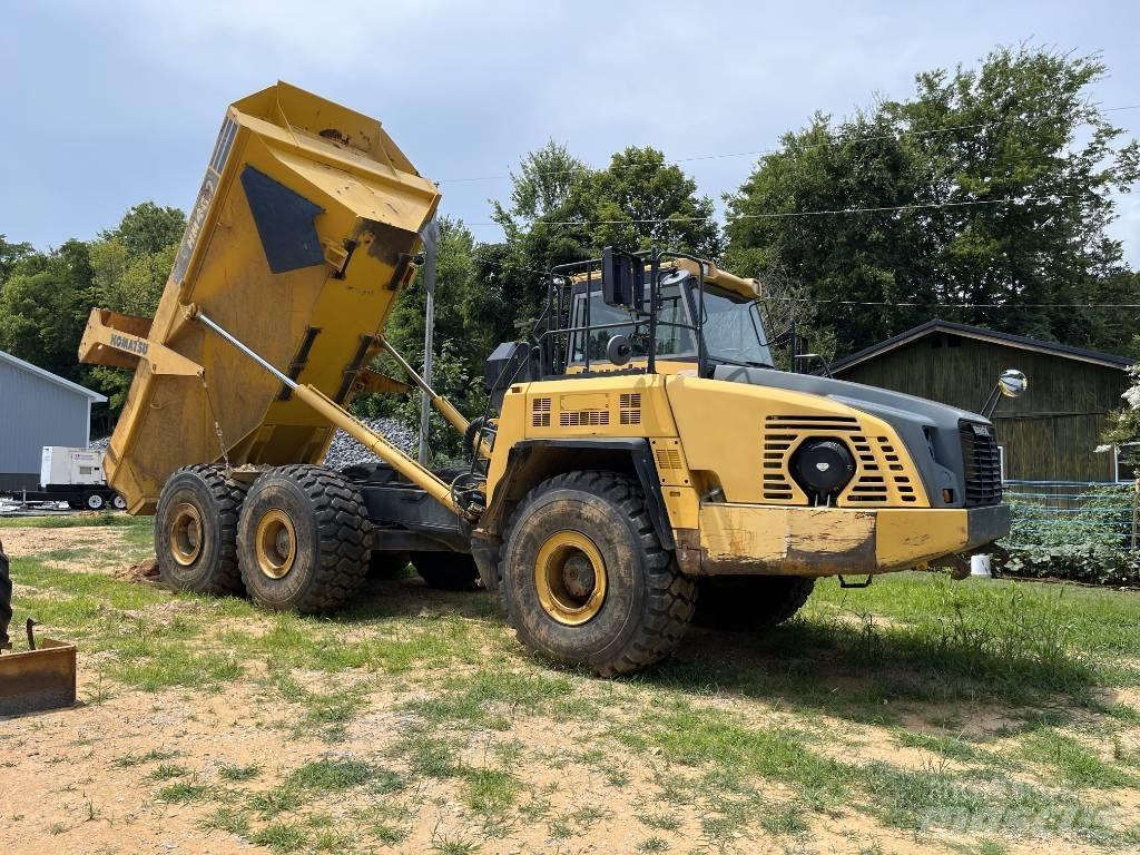 Komatsu HM 400 Karjeriniai savivarčiai