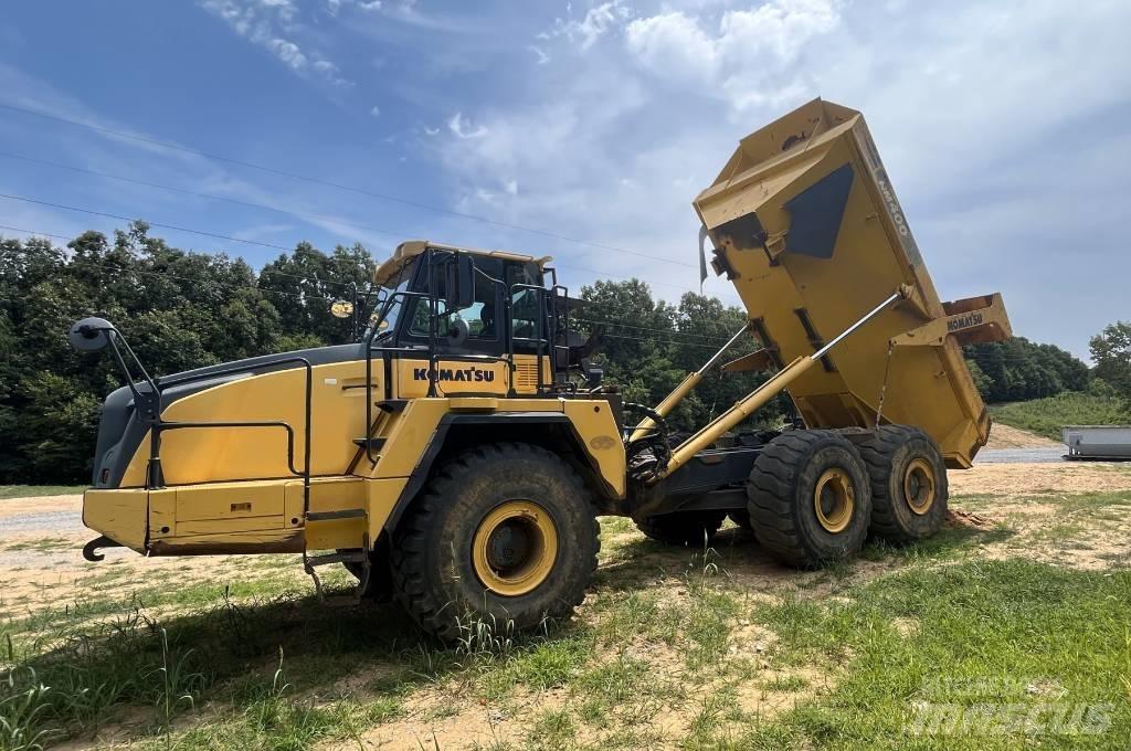 Komatsu HM 400 Karjeriniai savivarčiai