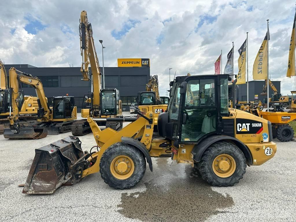 CAT 906 Naudoti ratiniai krautuvai