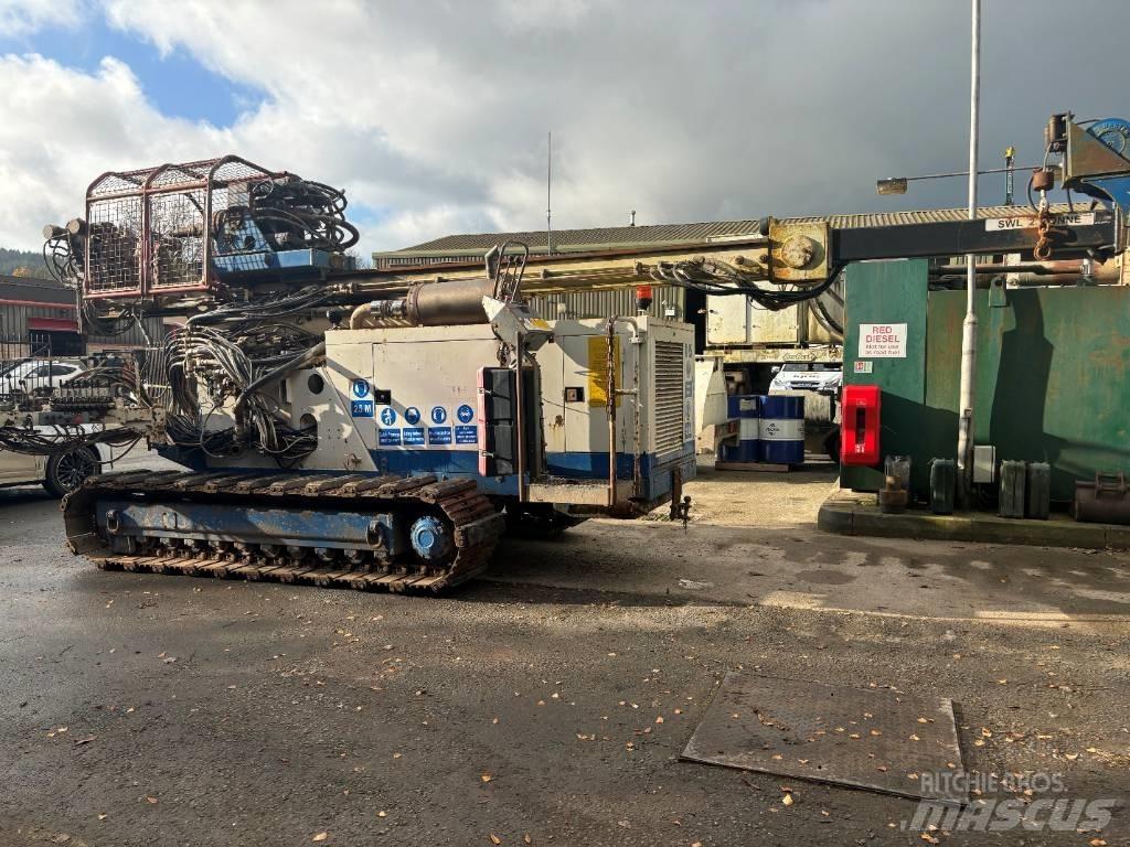 Klemm 709 Polių kalimo technika