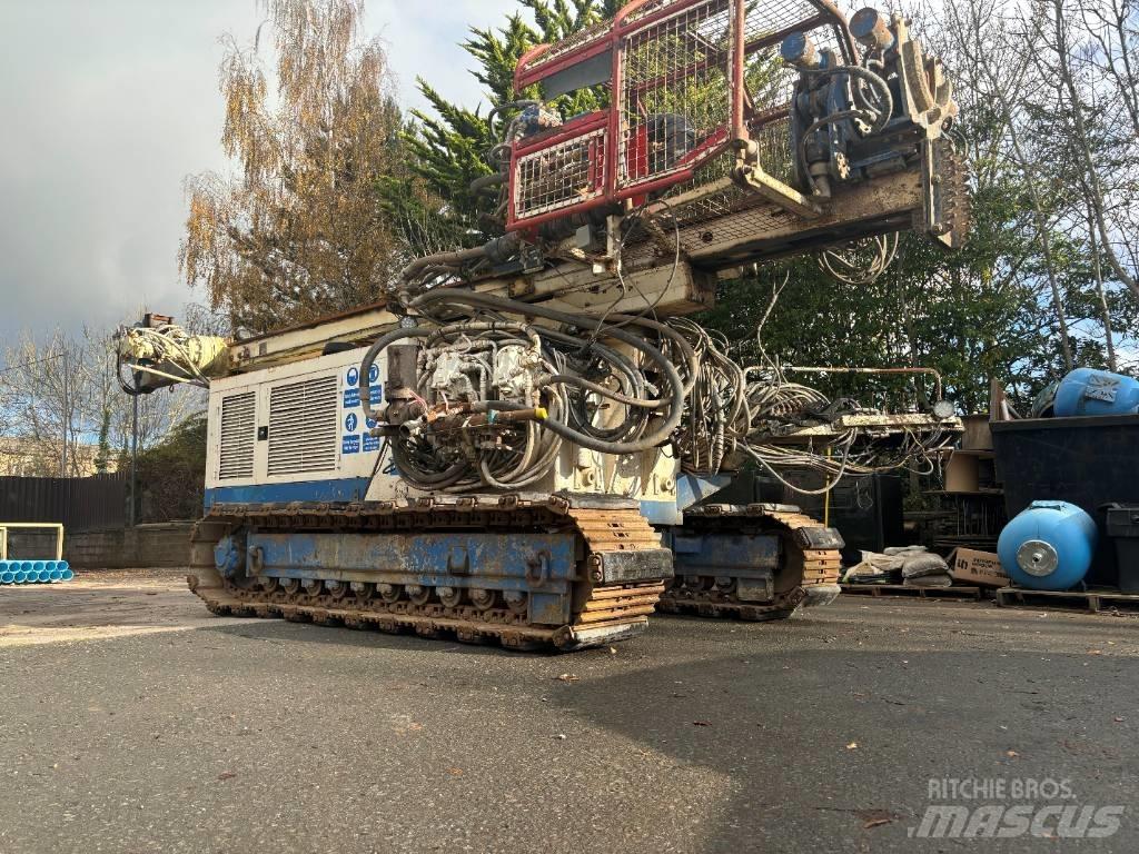 Klemm 709 Polių kalimo technika