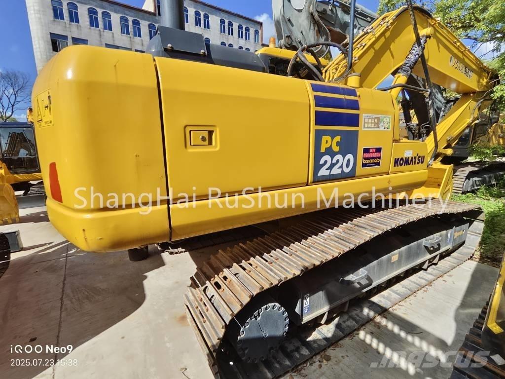 Komatsu 220-7 Vikšriniai ekskavatoriai