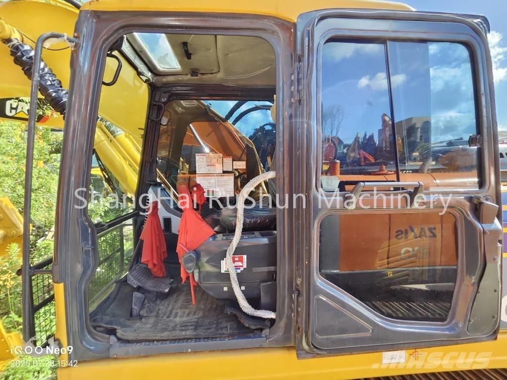 Komatsu 220-7 Vikšriniai ekskavatoriai