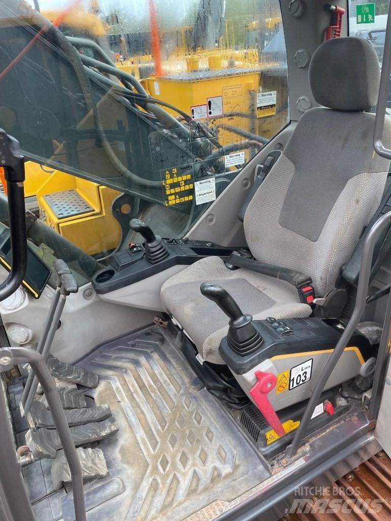 Volvo EC250EL Vikšriniai ekskavatoriai