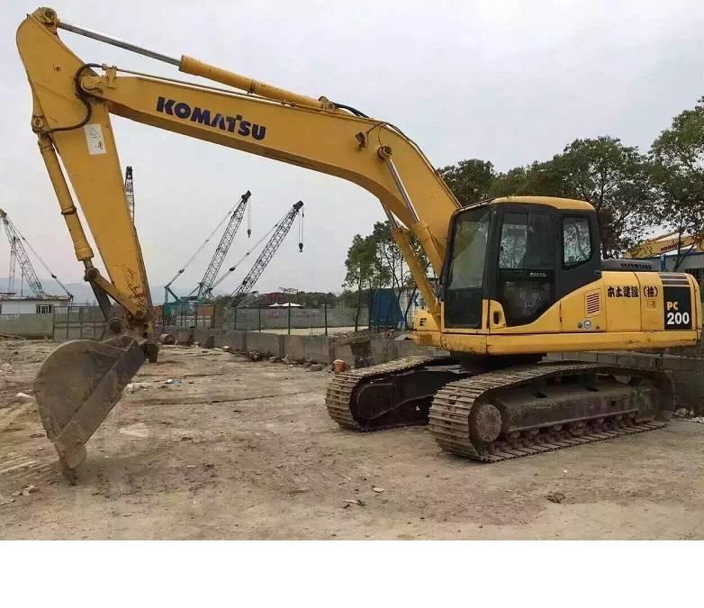 Komatsu pc200-7 Vikšriniai ekskavatoriai
