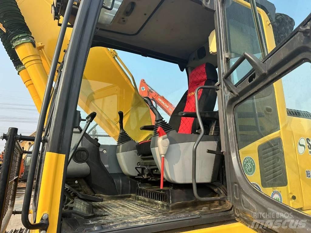 Komatsu PC 200LC Vikšriniai ekskavatoriai