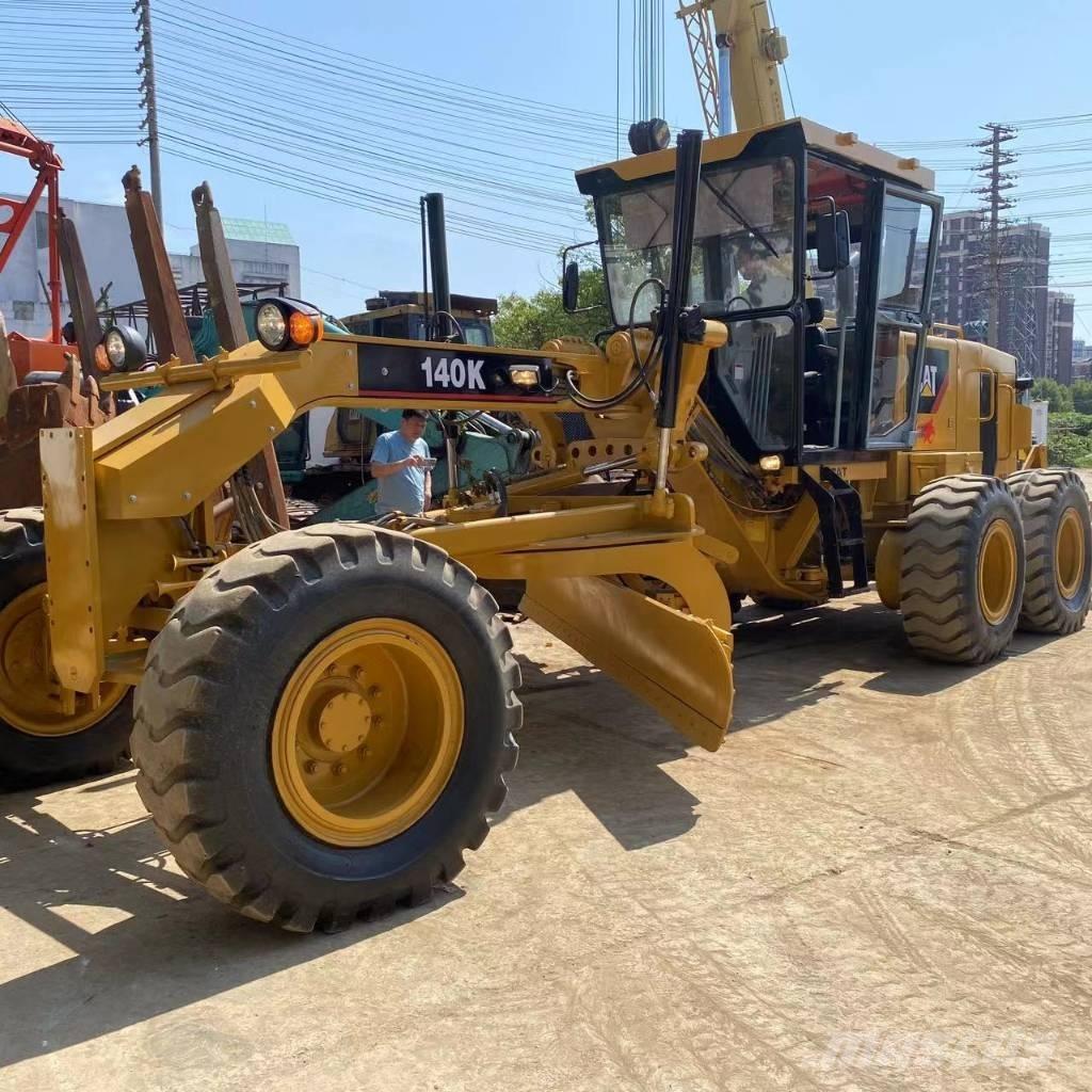 CAT 140 K Greideriai
