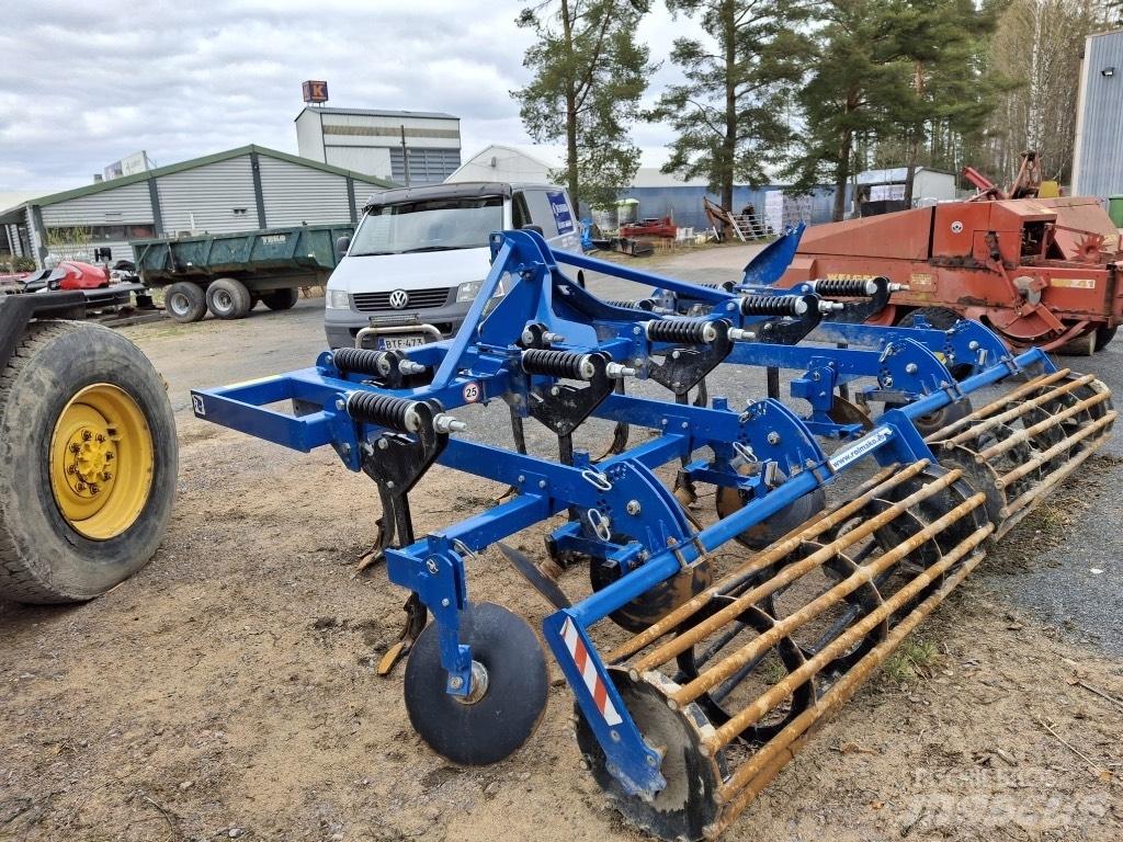 Rolmako U 453 Kultivatoriai