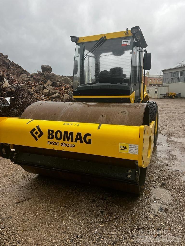 Bomag BW211 D5 Vieno būgno volai