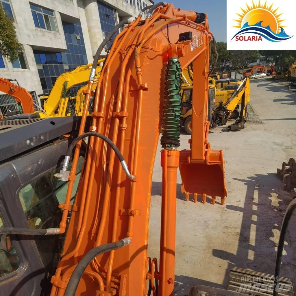 Hitachi ZX 200 Vikšriniai ekskavatoriai