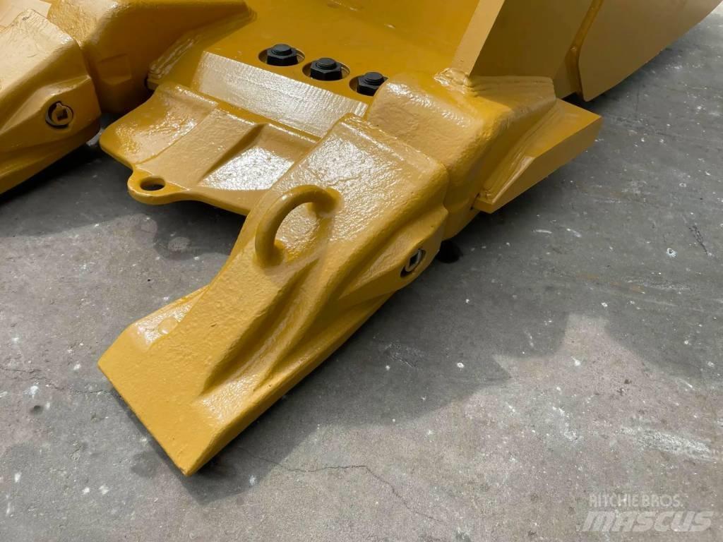 CAT 988K Kaušai