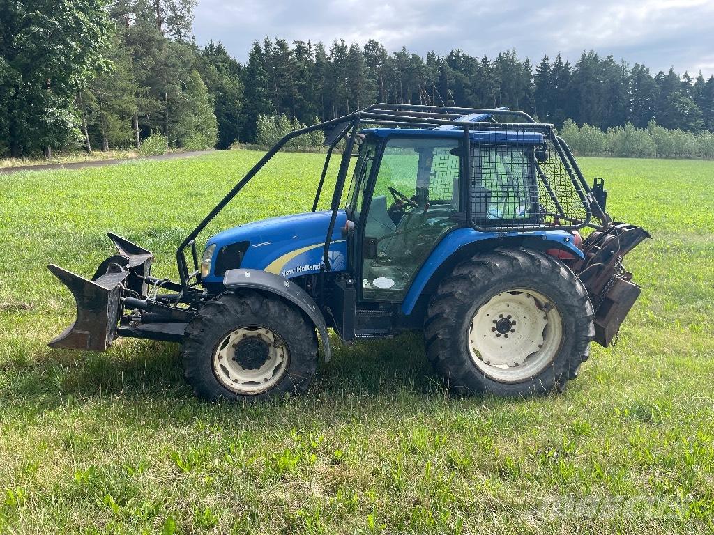 New Holland  T5050 Miško traktoriai
