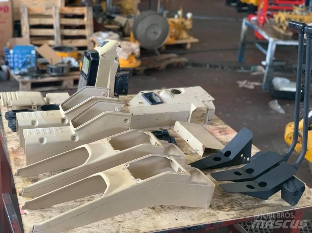 CAT 375 Kabinos ir interjeras