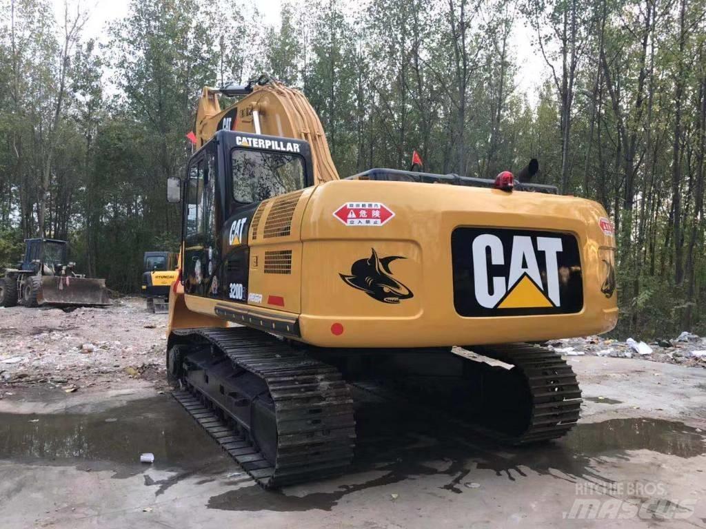 CAT 320D2 Vikšriniai ekskavatoriai
