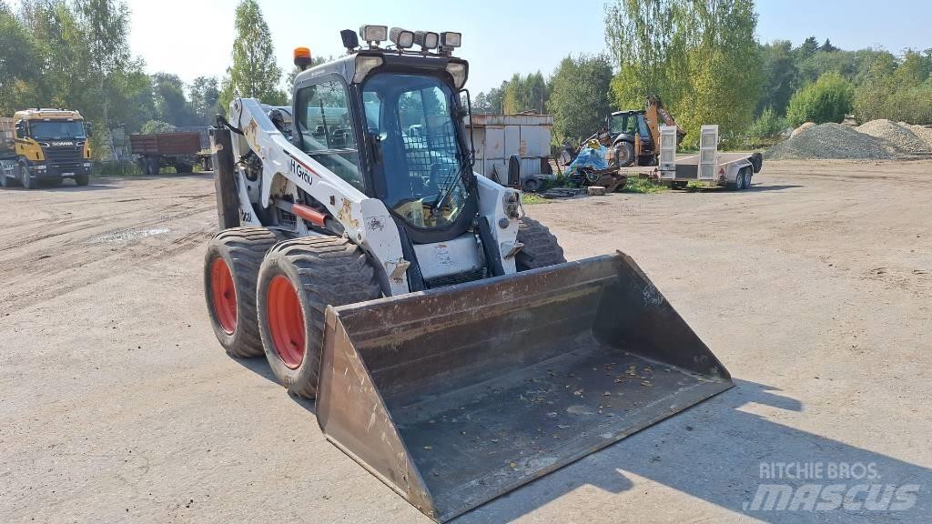 Bobcat S 650 Krautuvai su šoniniu pasukimu
