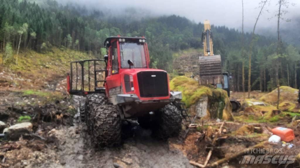 Komatsu 895 Naudoti miškovežiai (Forvarderiai)