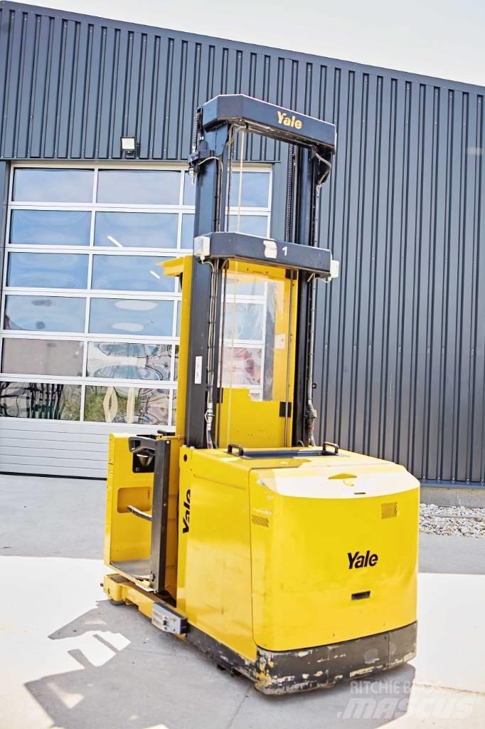 Yale MO10E Didelių aukščių keltuvai-krautuvai
