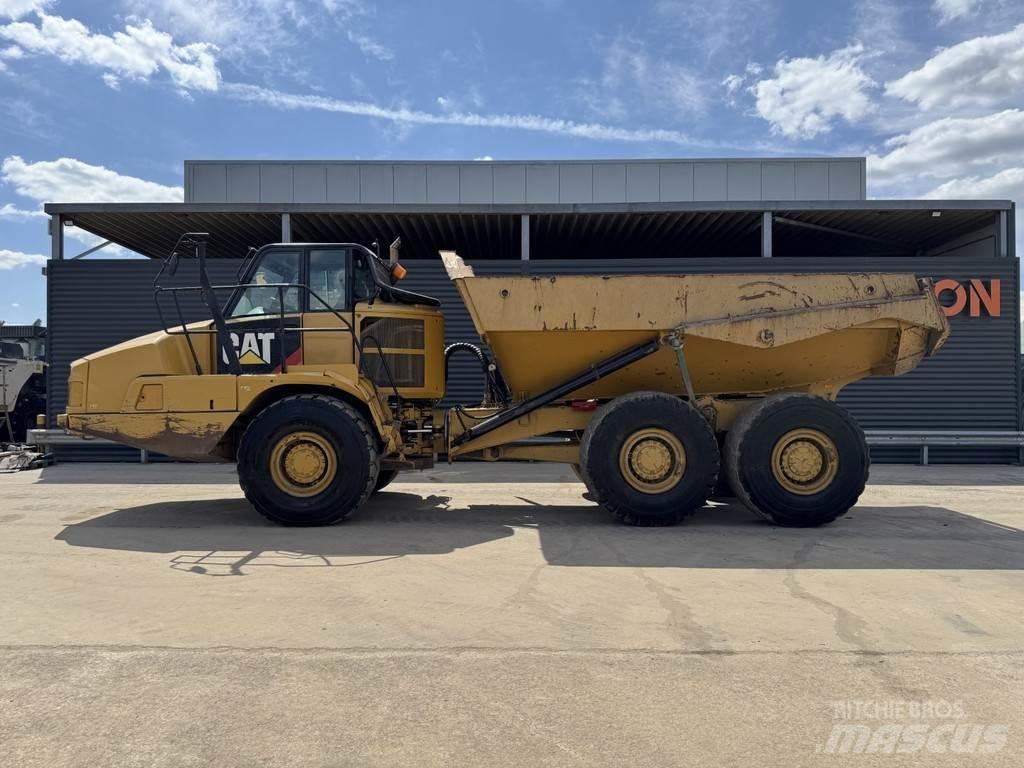 CAT 730C Karjeriniai savivarčiai