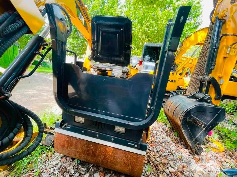 CAT 303 Mini ekskavatoriai < 7 t