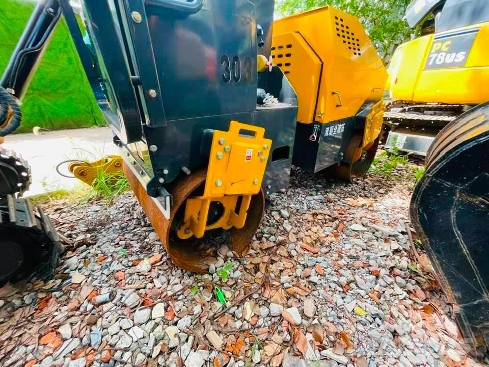 CAT 303 Mini ekskavatoriai < 7 t