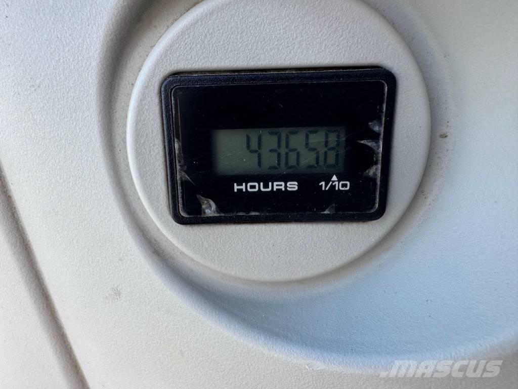 Kobelco SK 85 CS-3E Vikšriniai ekskavatoriai