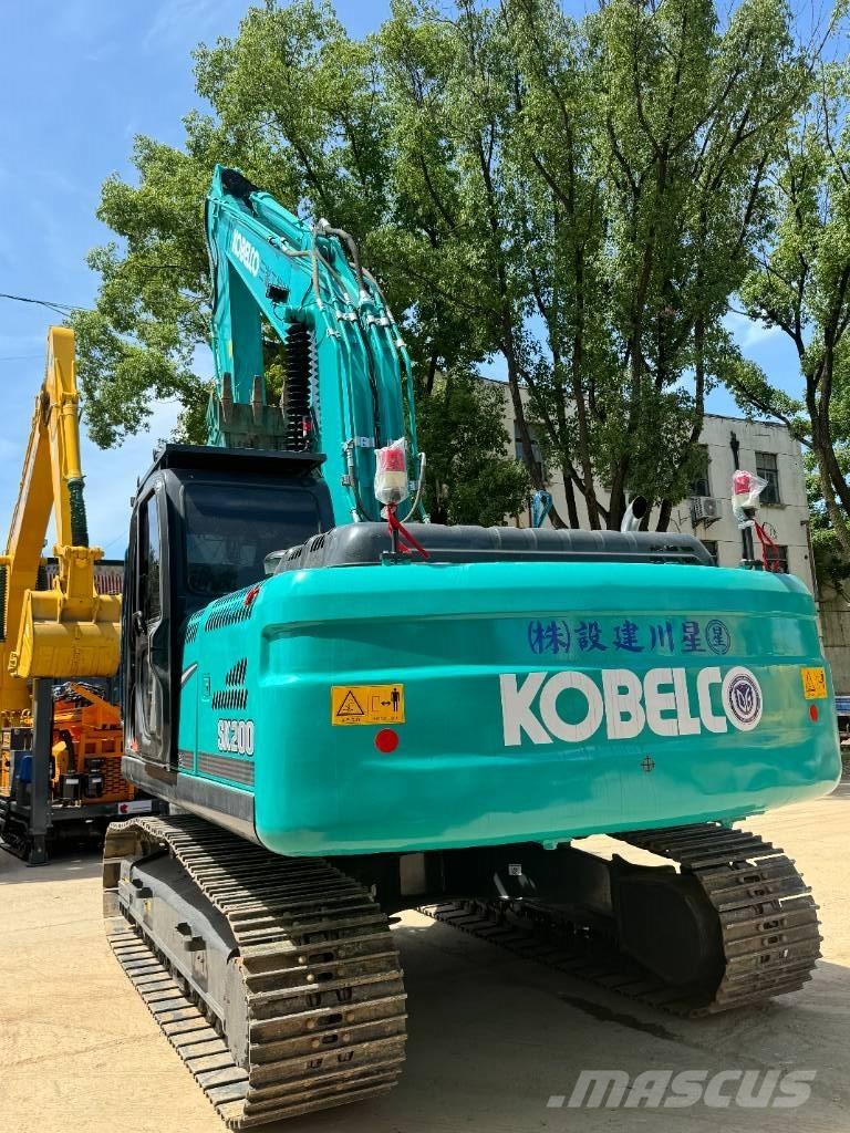 Kobelco SK 200 Vikšriniai ekskavatoriai