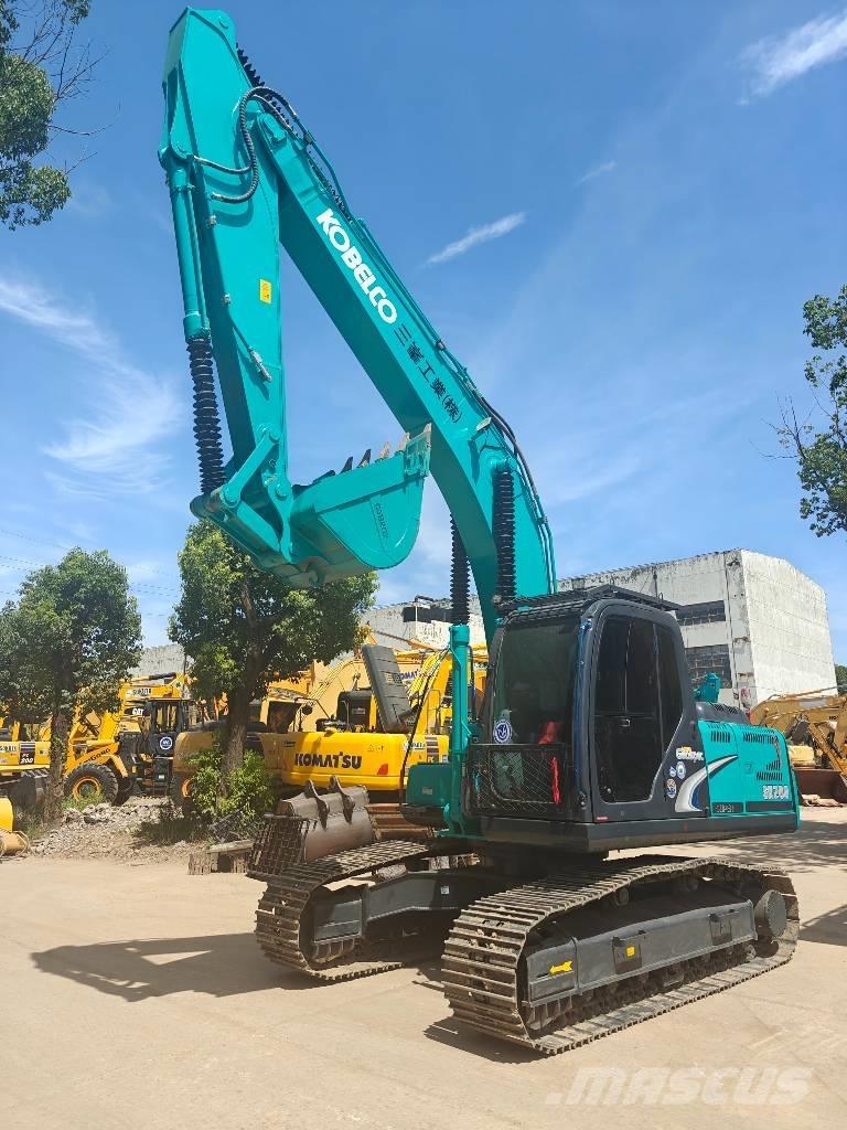 Kobelco SK 200 Vikšriniai ekskavatoriai
