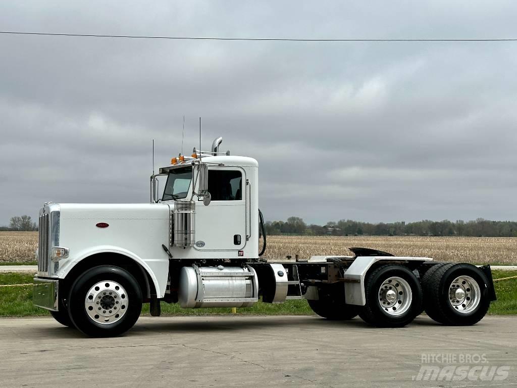 Peterbilt 389 Naudoti vilkikai
