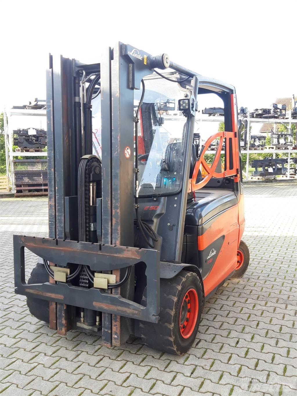 Linde E50HL Elektriniai šakiniai krautuvai