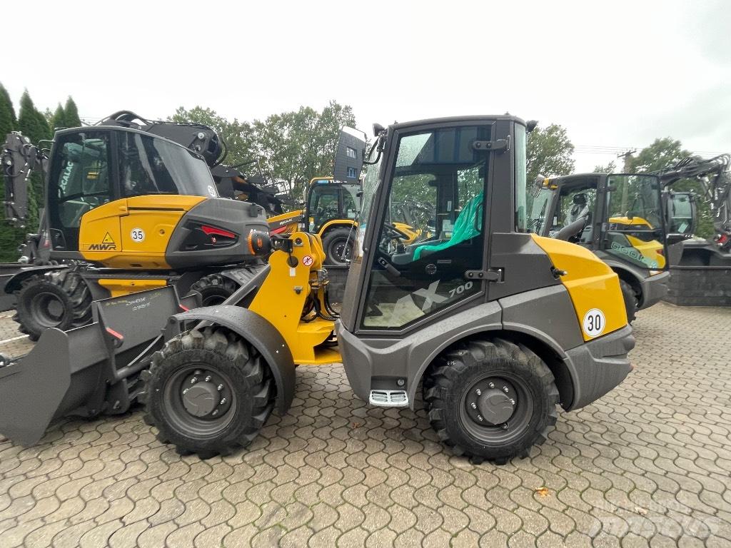 Mecalac AX700 Naudoti ratiniai krautuvai