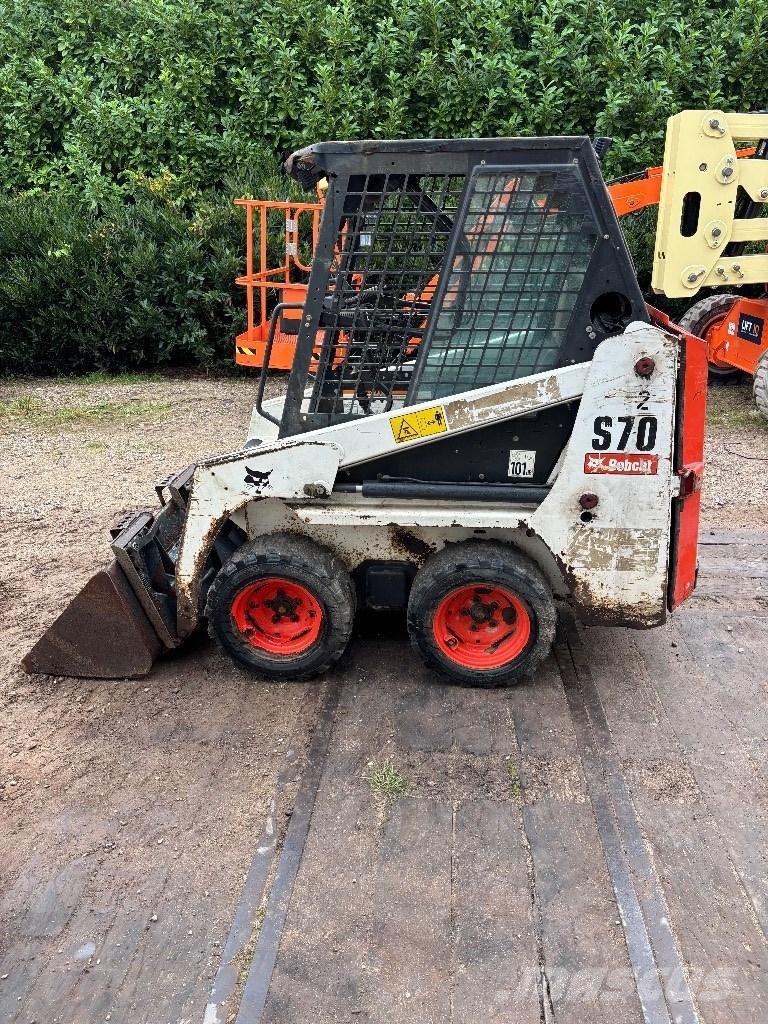 Bobcat S 70 Krautuvai su šoniniu pasukimu
