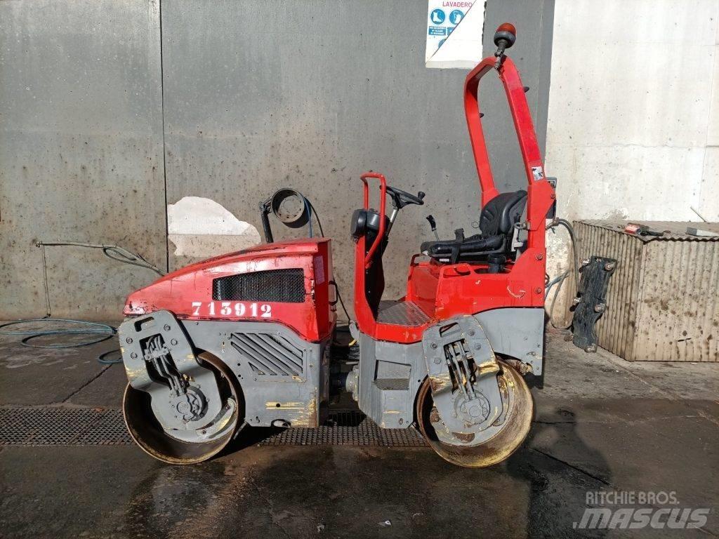 Bomag BW 100 AD-4 Porinių būgnų volai