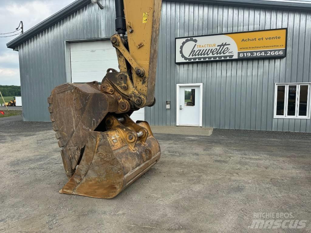 CAT 330F L Vikšriniai ekskavatoriai