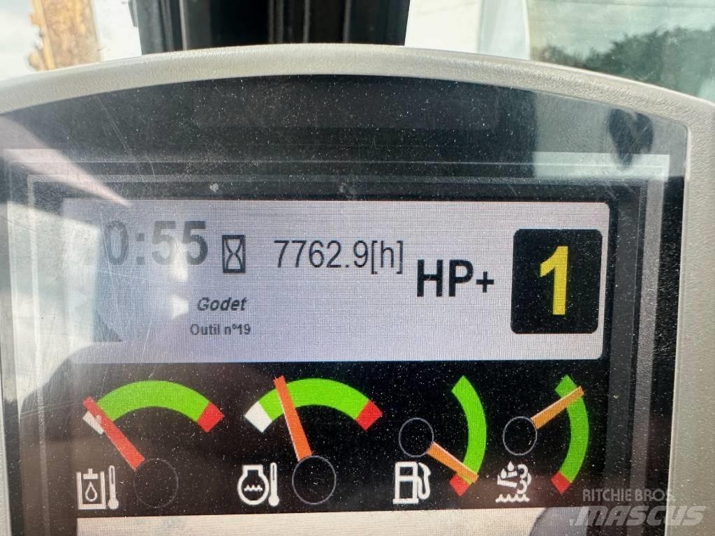 CAT 330F L Vikšriniai ekskavatoriai