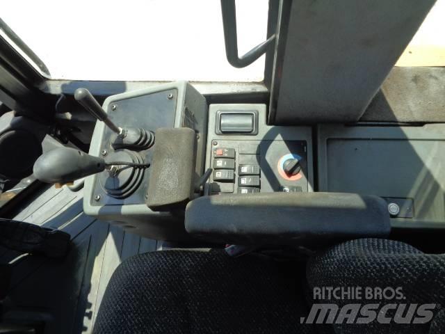 CAT 924 H Naudoti ratiniai krautuvai