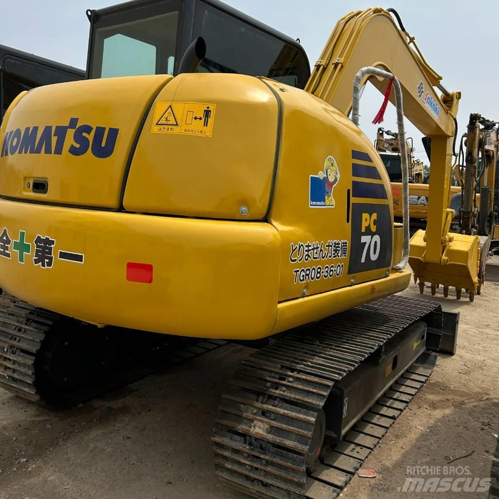 Komatsu 70-8 Vikšriniai ekskavatoriai