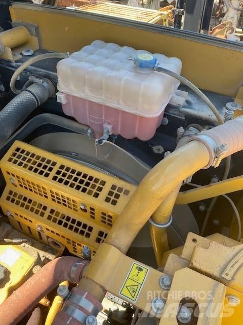 CAT 324 EL Vikšriniai ekskavatoriai