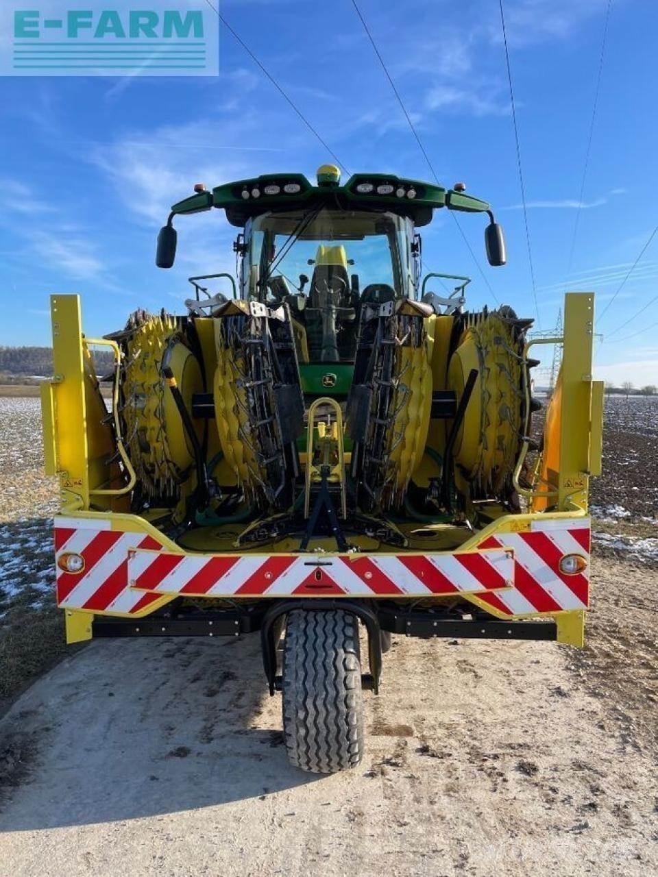 John Deere 8700i Pašarų ruošimo technika