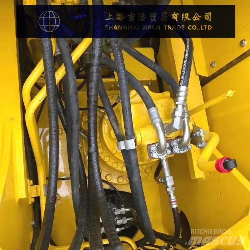 Komatsu PC 220 Vikšriniai ekskavatoriai